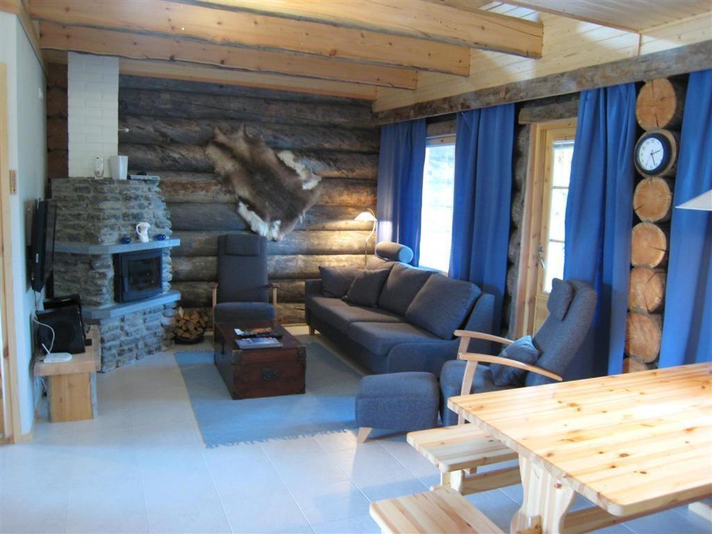 Lost Inn Cabins Akaslompolo Quarto foto