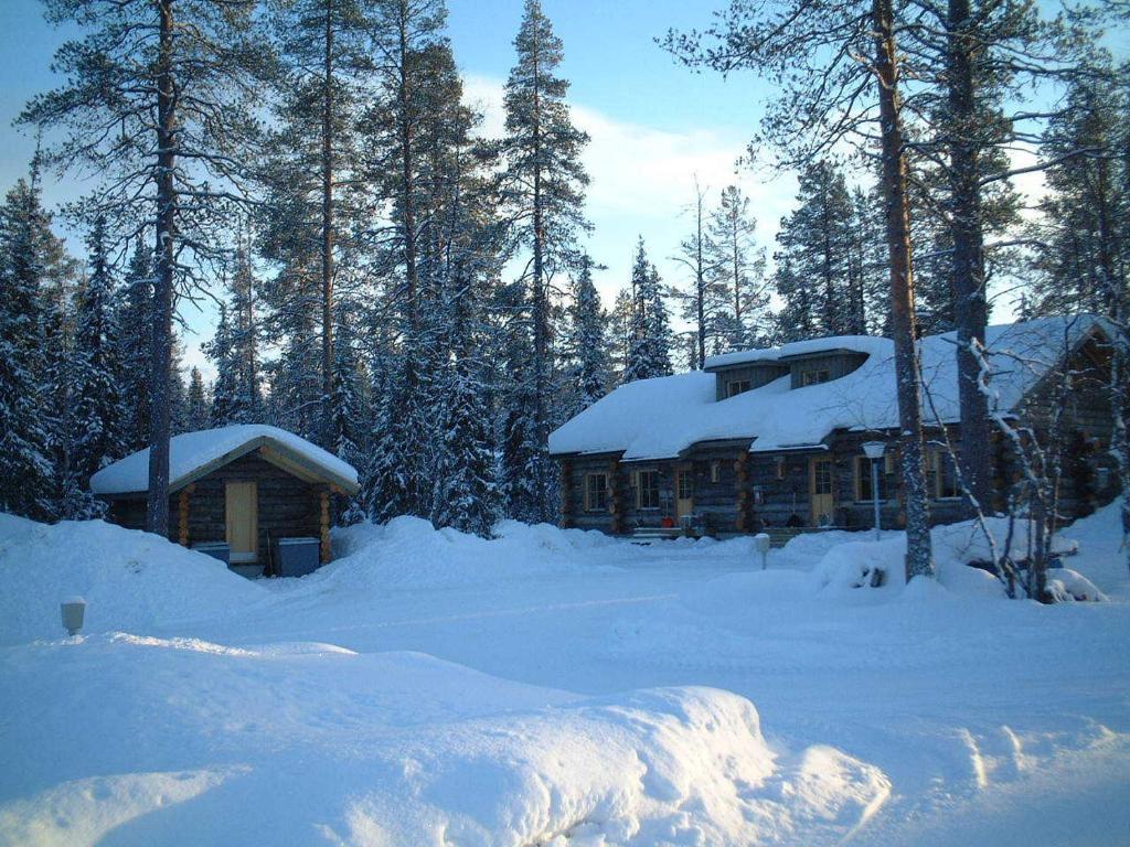 Lost Inn Cabins Akaslompolo Quarto foto